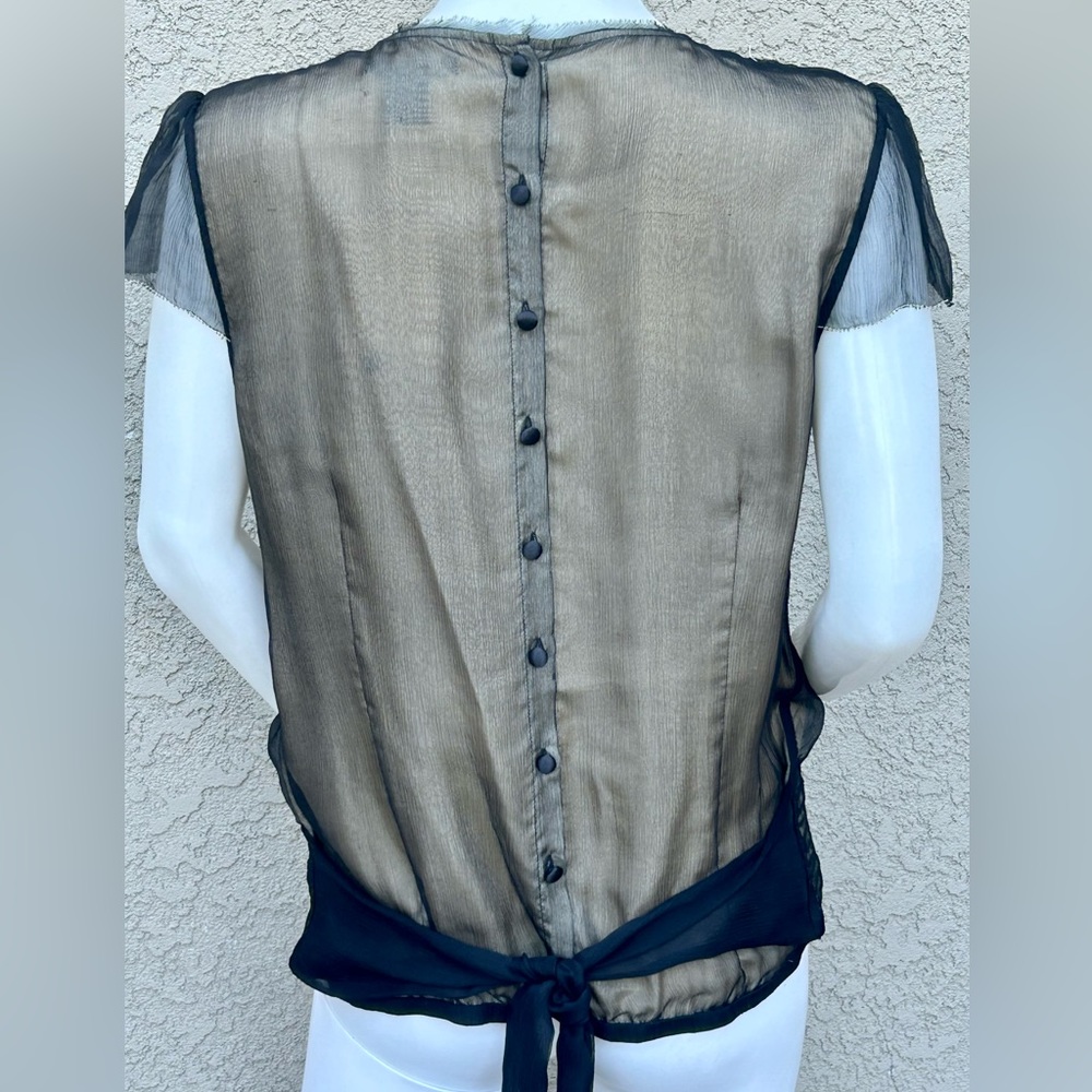 Saja Layered Silk Blouse Black Over Beige Buttons Up Back sz XL - Picture 8 of 9